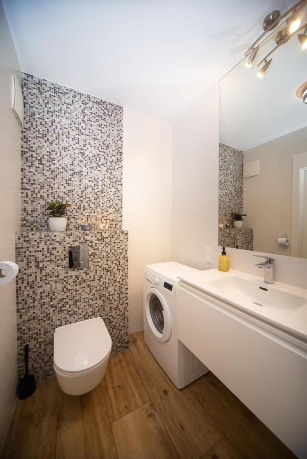 Maya'S Flats & Resorts 74 - Swietej Barbary Gdansk Bagian luar foto