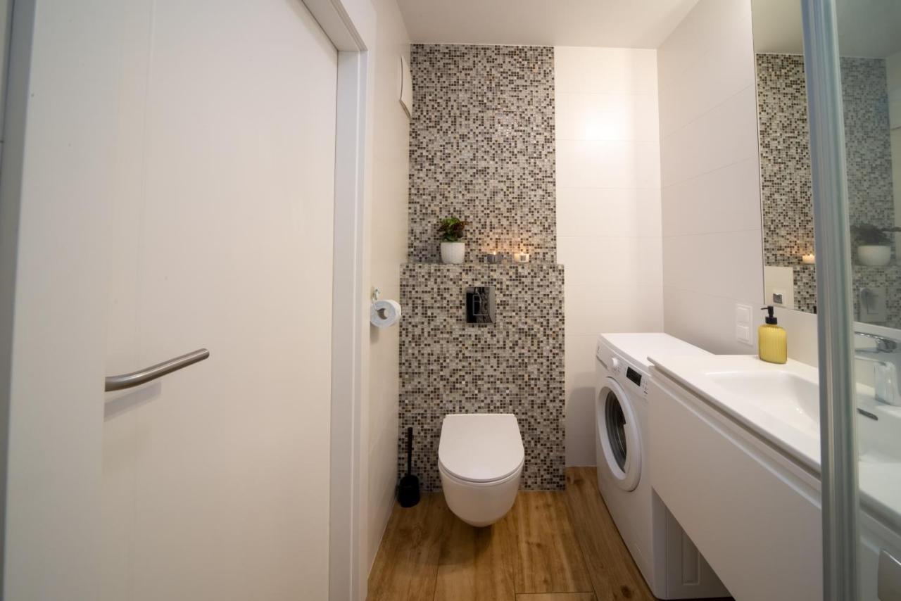 Maya'S Flats & Resorts 74 - Swietej Barbary Gdansk Bagian luar foto